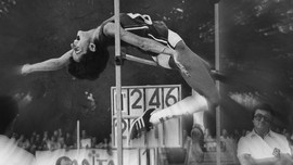 Copertina della news 4 agosto 1978:<br>Il record mondiale di Sara Simeoni